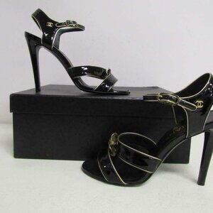 New Chanel Womens US 7 Camellia CC Sandal Heels Black/Gold G3347